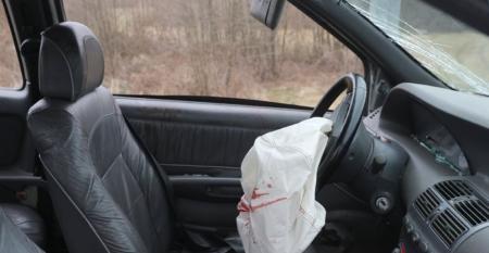 Slow NHTSA response may have delayed Takata airbag recall, watchdog says.